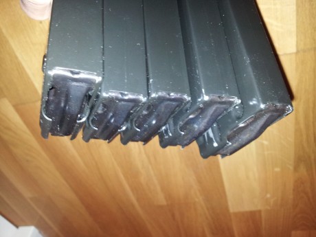 Vendo un lote de 5 cargadores tipo AR15 comprados en NIDEC hace tiempo y SIN USAR

45€ puestos en casa 01