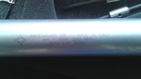 Pongo a la venta mi pistola Matchguns modelo MG1-E. Comprada en el 2011, tiene cuatro años pero reales 00