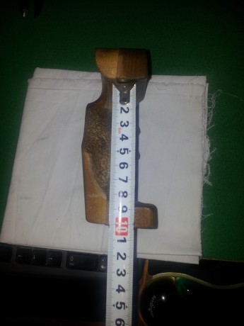 Un saludo a todos y feliz navidad
pongo a la venta esta cacha anatomica marca MORINI talla "L" 01