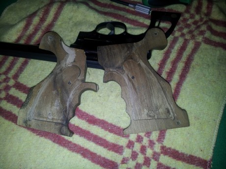 Un saludo a todos y feliz navidad
pongo a la venta esta cacha anatomica marca MORINI talla "L" 21