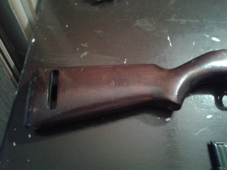 Se vende carabina del 22 de la marca ERMA modelo M1. Fabricacion Alemana. Replica de la M1. Va con 1 cargador. 02