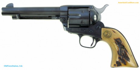 Tengo la idea de confeccionarme 200 fichas para un trivial sobre armas y el mundo que las rodea, como 70