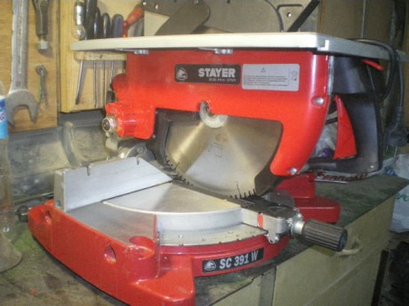Vendo ingletadora para cortar madera esta como nueva  , con disco especial para la madera,225e + portes 01