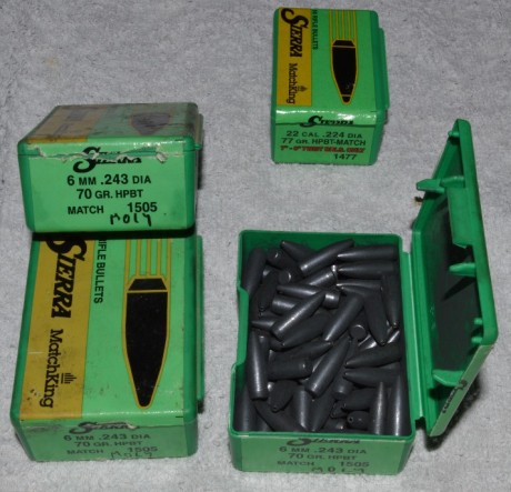 Vendo 200 puntas marca Sierra ref. 1505 6 mm cal. 243 de 70 gr Moly por 30 euros.
Regalo 20 puntas Sierra 00