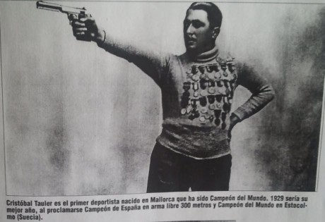 Vendo esta pistola histórica del 9 largo y de 5 pulgadas, fabricada en los años 30. La pistola esta en 80