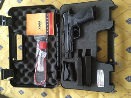 Infinity escepter 9 mm
S&W mp9 pro
Colt Pithon 357
Armero armas largas
Precio lote 3000 01