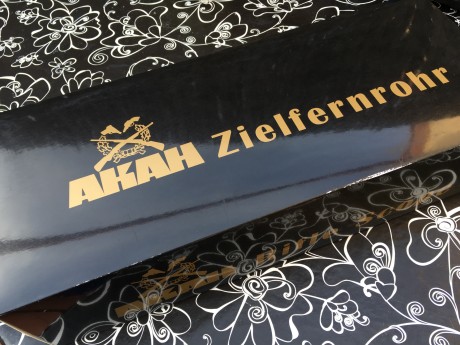 Se vende visor  de la prestigiosa casa alemana Akah 10-40x56 comprado hace 6 meses en arminse, con factura 02