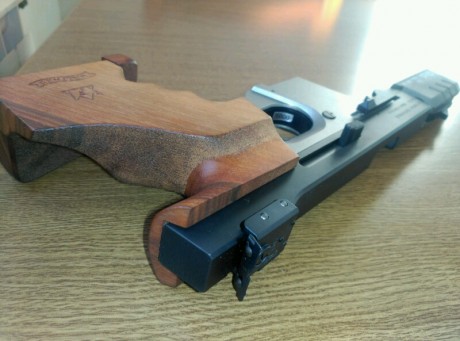 Por motivos personales,un amigo vende su gsp expert calibre 22,esta IMPECABLE,tiro 380 tiros con ella,conserva 140