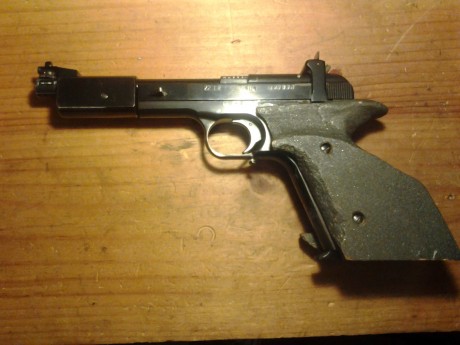 Hola a todos, quería haceros una pregunta, recientemente he comprado una pistola Astra TS-22, la compré 11