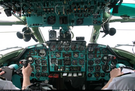 Pues eso, en este hilo pretendo deleitaros como amantes de los aviones de combate que sois muchos, con 150
