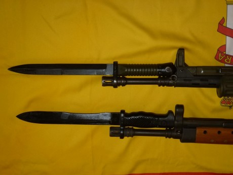 Hola!!
Pongo en venta  bayoneta del fusil español CETME mod C 
 La bayoneta del CETME mod C esta absolutamente 02