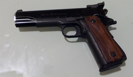 Hola, pues como soy aún de tercera y necesito un arma para subir, pongo en venta esta Para Ordenance, 100
