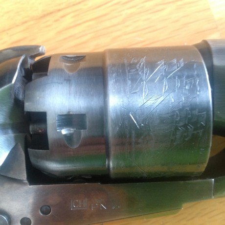 Vendo este Pietta Colt Navy 1860 en calibre 44, es un modelo con un efecto envejecido, old west, muy bonito 30