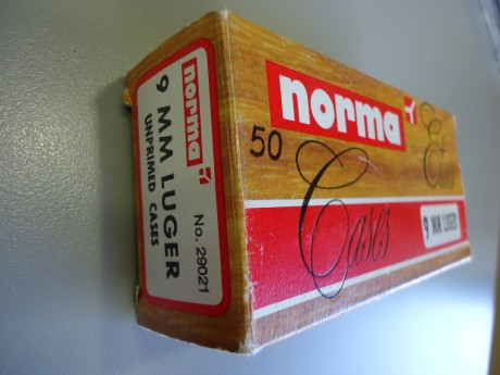 Vendo esta caja de 50 vainas de la marca NORMA que compré hace un montón de años fuera de España.
Son 01