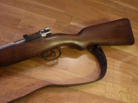 Hola a todos,

Pongo a la venta con gran pena y dolor este rifle Mauser contrato argentino modelo 1909 12