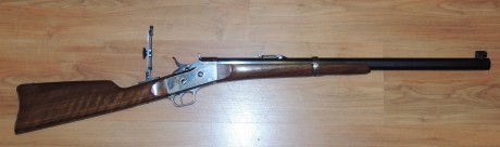 Vendo rifle Rolling Block 45-70 de Pedersoli en excelente estado. El diopter y el tunel están incluidos 00