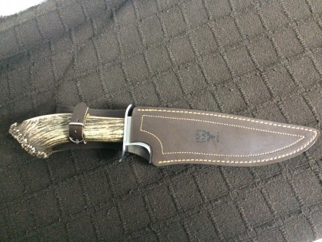 Hola muy buenas, pongo a la venta Cuchillo Muela Capra.
Cuchillo actualmente DESCATALOGADO.
Totalmente 01