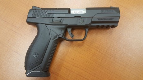 Podemos empezar por Ruger:

https://www.armas.es/mundo-armas/33024-ruger-anuncia-oficialmente-el-lanzamiento-de-la-american-pistol

Vídeos 01