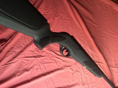 Vendo Gamo Viper Express prácticamente nueva (usada solo durante un fin de semana).

El arma tiene una 00