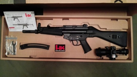 Hola a todos.
Vendo, por necesidad de espacio para otros proyectos, H&K MP5 calibre .22 de Carl Walther, 00