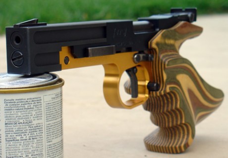 Hola a todos.

¿Que os parece la Match Guns MG2 electrónica?

Estoy dudando entre esta o la walter GSP. 142