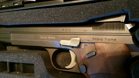 Hola compañeros.
Por motivos de dejar la afición del tiro vendo todas mis pistolas.
Esta en concreto es 01