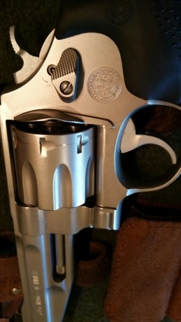 Hola Compañeros.
Por motivos de dejar la afición del tiro vendo todas mis pistolas.
En este caso es un 10