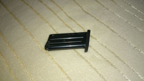 Vendo un cargador para walter gsp expert. 45 euros. Esta usado 3 veces. 00