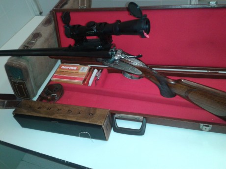 Vendo rifle express paralelo de la marca EGO, hecho artesanal en España, con pletinas grabadas, doble 11