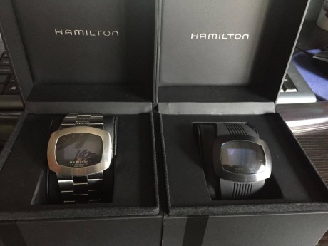 Hola Compañeros de armas , cambiando un poco de aires , pongo en venta 2 unidades de relojes marca Hamilton 00