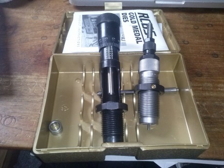 Pues eso, he recargado por primera vez puntas Hornady de 165gr en vainas Sellier Belliot y la carga maxima 80