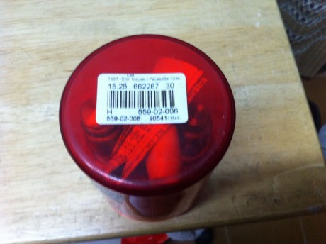 Vendo dies 7x57 Mauser marca LEE con el die de crimpado nuevo para estrenar,tres bolsas de 20 vainas S&B 01