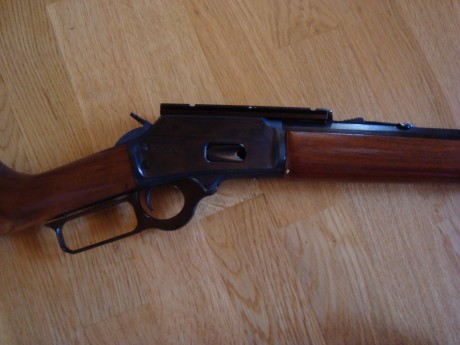 Vendo un palanquero de la marca Marlin, es modelo 1894 edición especial, cañon octagonal de 26" calibre 01