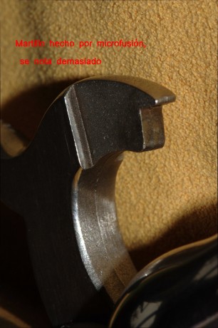 Hola.

Tengo dos revólveres Uberti un "Improved" con armazón forjado y uno en acero inoxidable. 61