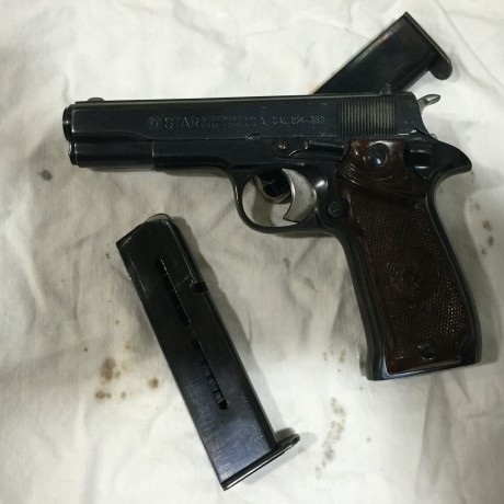 Hola, un compañero del tiro me a pedido que ponga en venta sus armas por dejar la afición del tiro olímpico.
Las 02