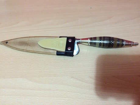 Muy buenas pongo a la venta este precioso cuchillo canario, es artesanal se compro directamente en canarias, 01