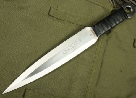 ]https://www.ebay.com/itm/Rambo-5-First-Blood-signature-Boot-Dagger-Hunting-knife-Leather-handle-18FK362-/181951150975?

Me 50