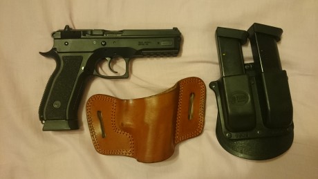Buenas tardes. Vendo pistola de 9 mm parabellum CZ 75 SP 01 PHANTOM en perfectas condiciones y casi sin 01