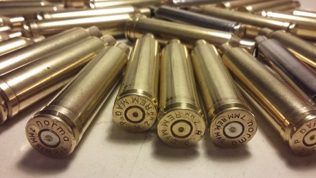 Hola. Dispongo de 30 vainas del calibre 7mm Remington Magnum, de un solo tiro, de varias marcas, pistón 00
