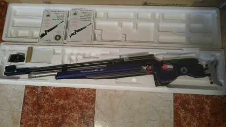  Vendo carabina de competición Feinwerbau P70 COMPLETAMENTE NUEVA, SIN USO.

La carabina está completamente 01