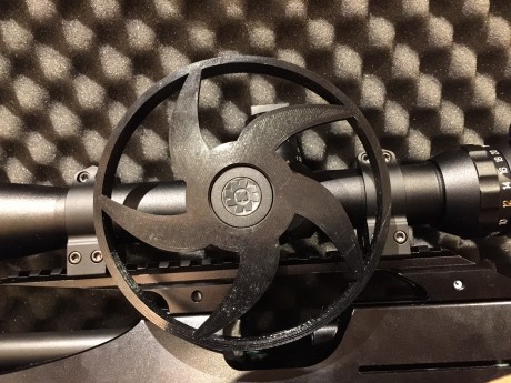 Buenas tardes, 

Vendo ruedas de paralaje de hasta 120mm realizadas en material plástico con impresora 130