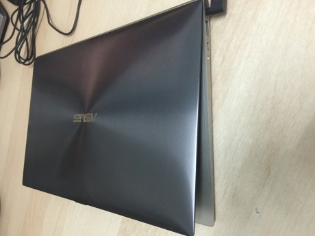 Hola compañeros de foro. Vendo un portátil asus de 11'6 pulgadas.
Modelo ux21e gama profesional del año 00