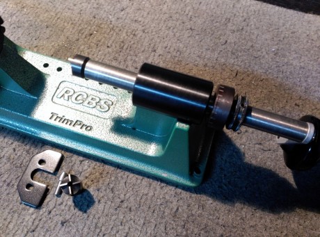...Hola.

...Trimmer RCBS TRIM PRO.

...Lo compre a un compañero del foro hace años para un proyecto que 01