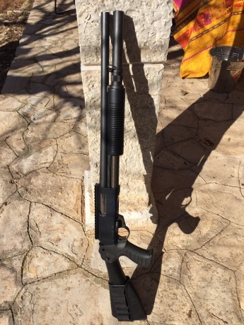 ]
He adquirido recientemente una escopeta franchi de corredera, muy similar a la q tengo en mi trabajo, 82
