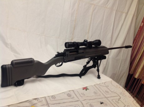 Hola,vendo mi vz58 carbine,calibre .222 ,semiautomatico,el arma esta como nueva,comprada por capricho,la 10