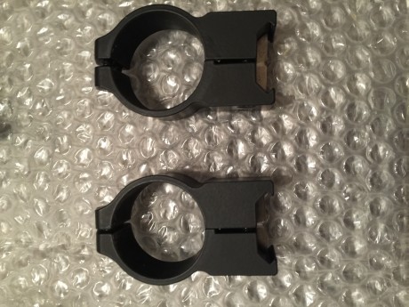 Anillas Warne Maxima para visores de 30mm, fabricadas en acero. Sistema de anclaje fijo. Altura: Medias.
Precio 00