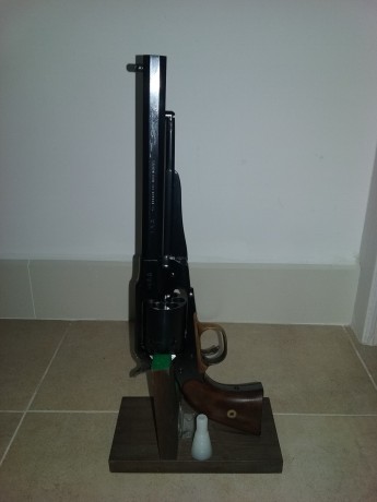 Se vende equipo de Avancarga  compuesto por:
REVOLVER PIETTA REMINGTON 1858 CAL 44.

PISTOLA ARDESA EUROPA 01