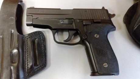 Buenas a todos :
   Vendo una magnífica Sig Sauer P228 de las hechas en Alemania. En estado impecable, 152