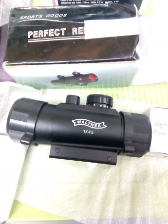 hola se vende varios accesorios para glock
alfombra con el despiece
cartuchera y dos cartucheras para 12