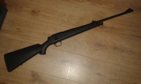 VENDO  este precioso Rifle Blaser R93 offroad, calibre 30/06  como nuevo.. Agrupa de miedo.
Regalo funda 00
